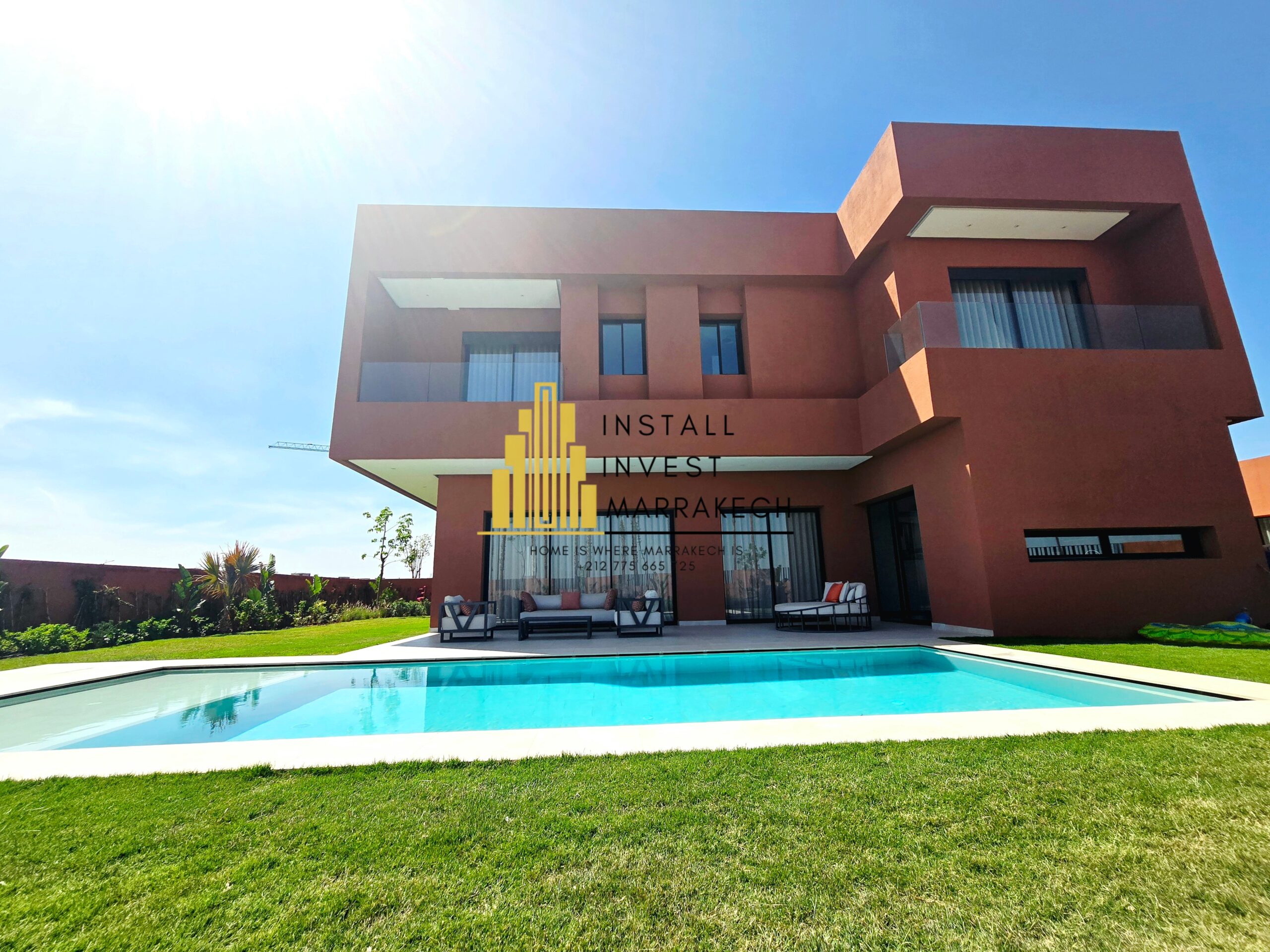 L&rsquo;Éclat du Triangle d&rsquo;Or – Villa neuve à vendre entre Golfs et Sérénité, vue Atlas à 5min de Menara Mall – 528 000€